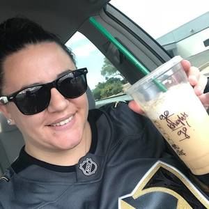 Meet your Posher, Stefani